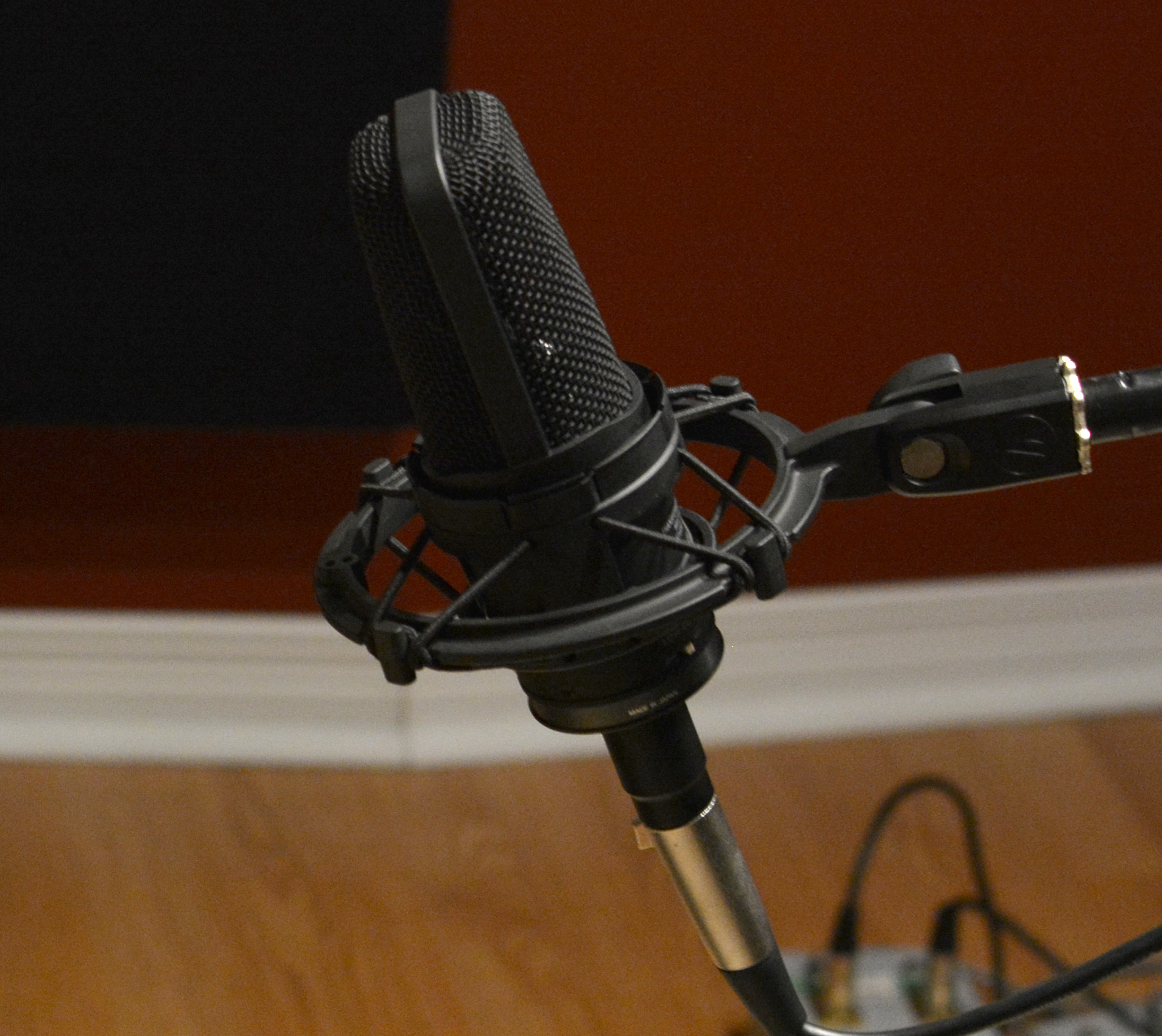 A Beginner's Buying Guide to Microphones
